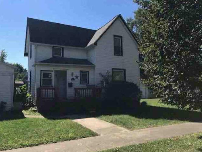 Patton St, Paxton, IL 60957