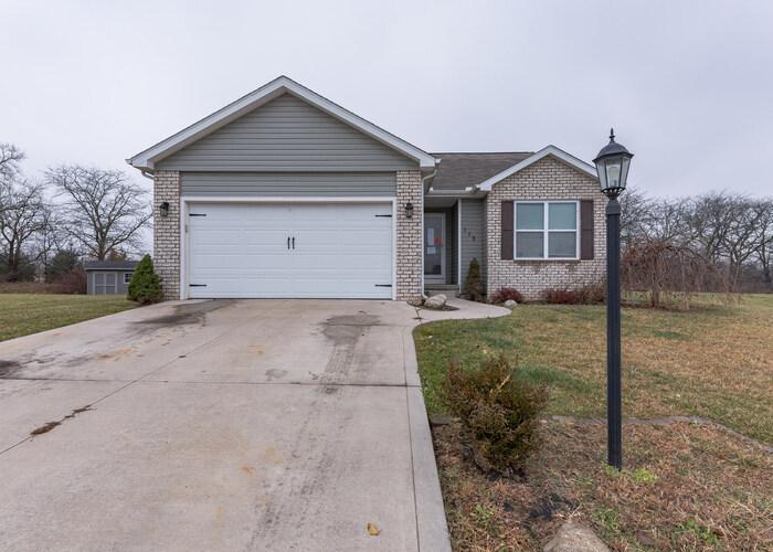 Tamarack Dr, Wakarusa, IN 46573