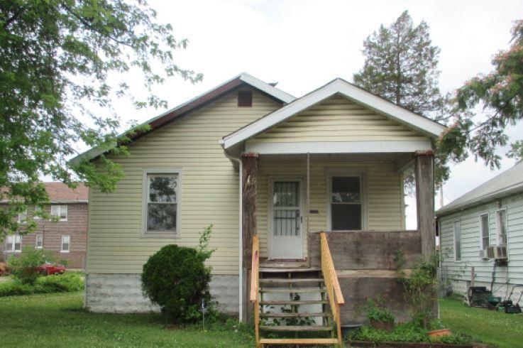 37th St, East Saint Louis, IL 62205