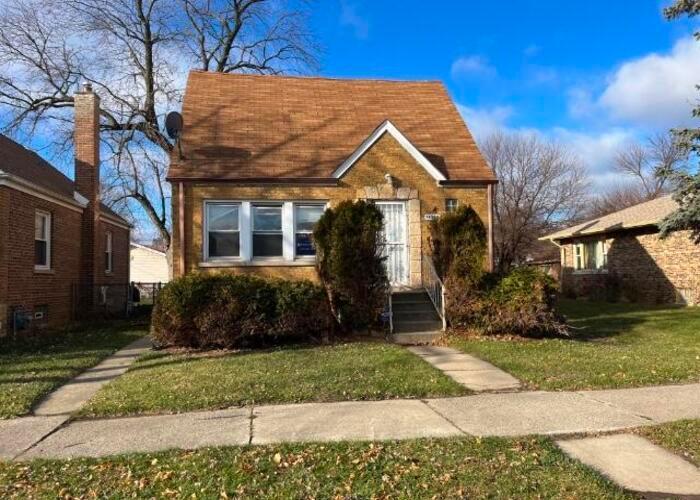Edbrooke Ave, Riverdale, IL 60827