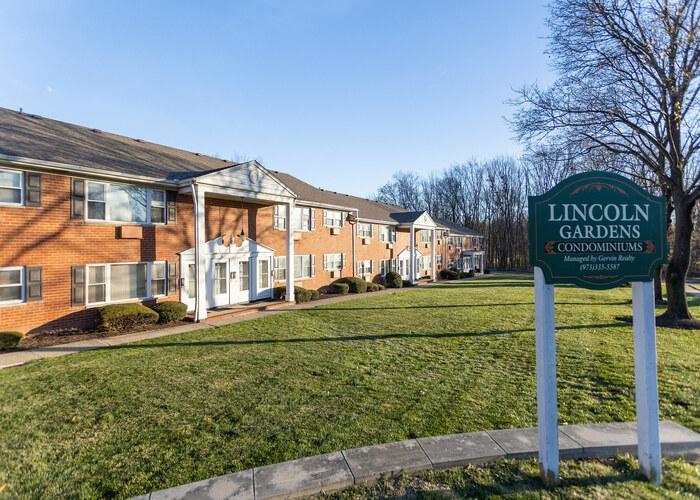 Lincoln Gdns, Lake Hiawatha, NJ 07034 #1