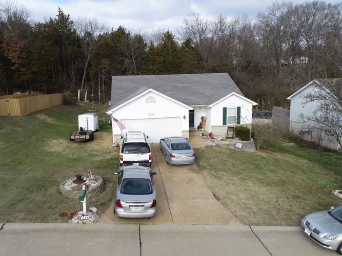 Point Dr, House Springs, MO 63051