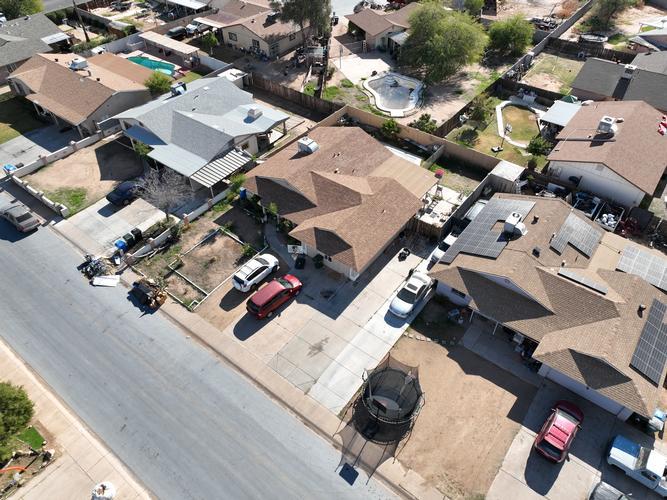 Earll Dr, Phoenix, AZ 85033 #1