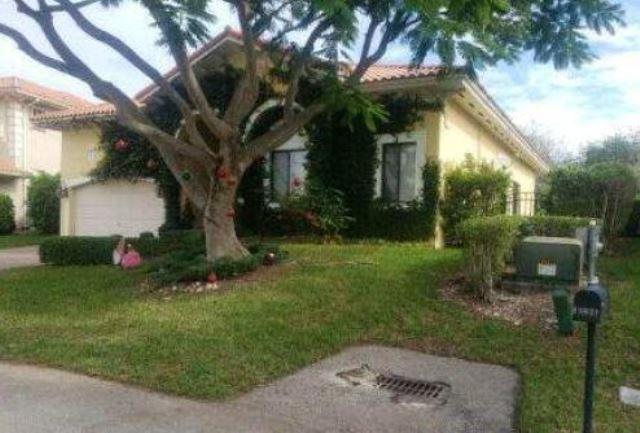 77th Ct, Cutler Bay, FL 33157