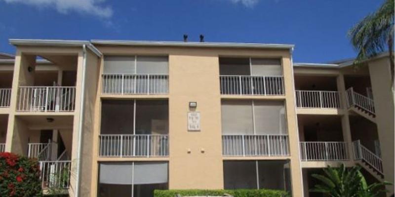 106th Ter, Miami, FL 33196