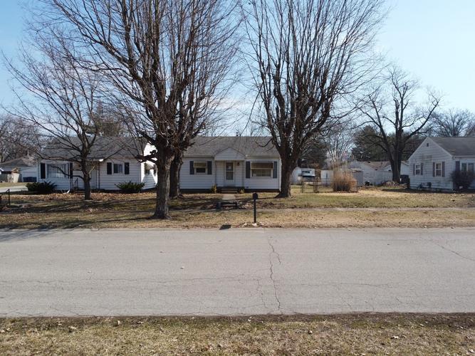 6th St, Terre Haute, IN 47802