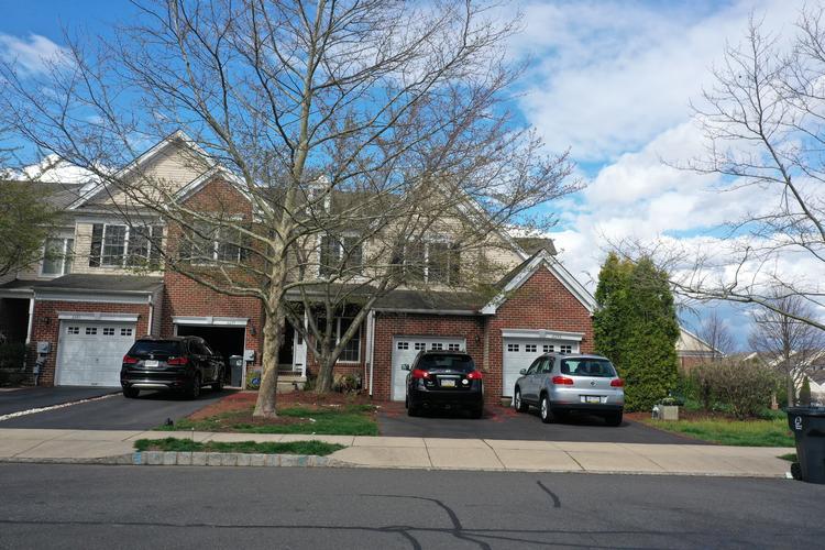 Dorchester St, Furlong, PA 18925