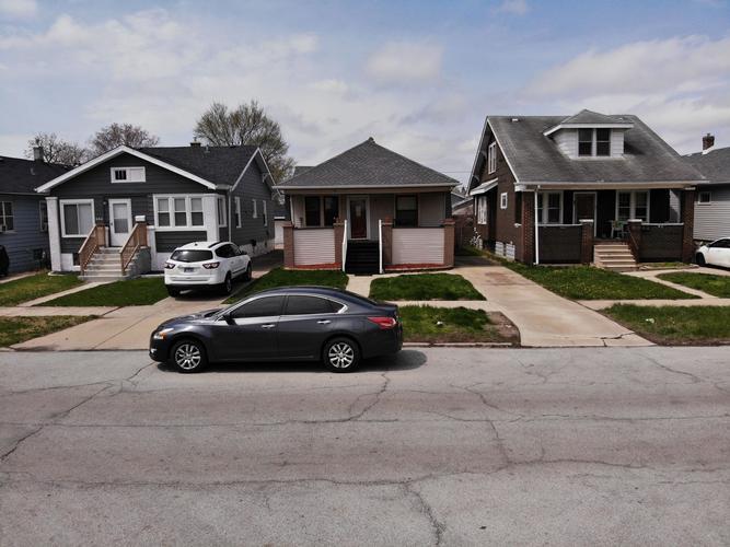 Freeland Ave, Calumet City, IL 60409