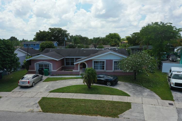 107th Pl, Miami, FL 33157