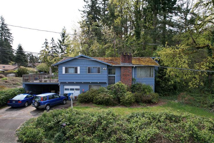 Pinehurst Ave, Milwaukie, OR 97267