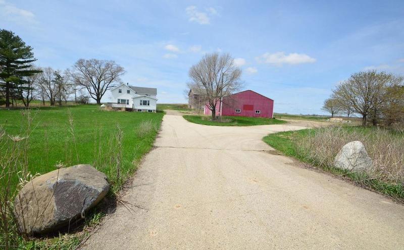 1177 COUNTY HWY PB  , Belleville, WI 53508 
