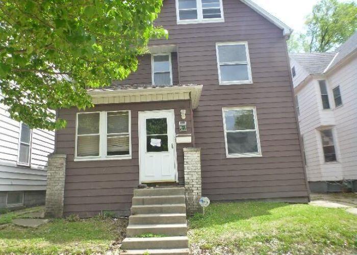 Ayres Ave, Peoria, IL 61606