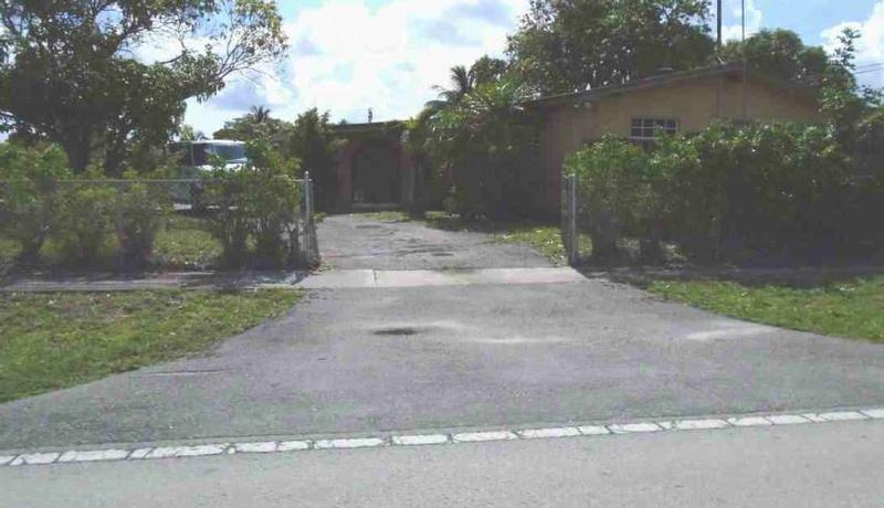 13th St, Lauderhill, FL 33313 #1