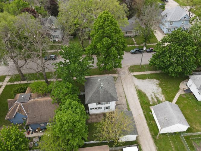 7th St, Mason City, IA 50401 #1