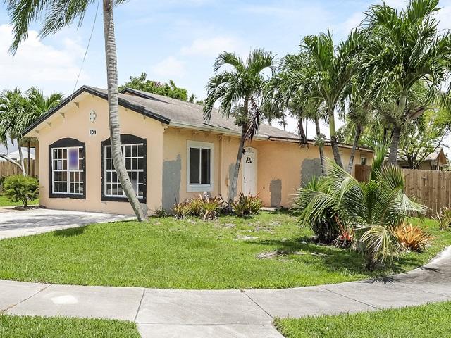 160th St, Miami, FL 33157 #1