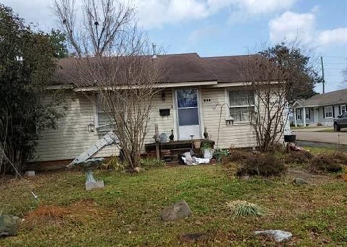 Elizabeth St, Natchitoches, LA 71457
