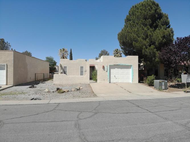 Chateau Dr, Las Cruces, NM 88005 #1