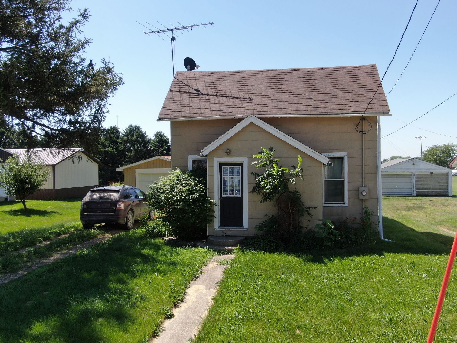 4th St, Wellsburg, IA 50680