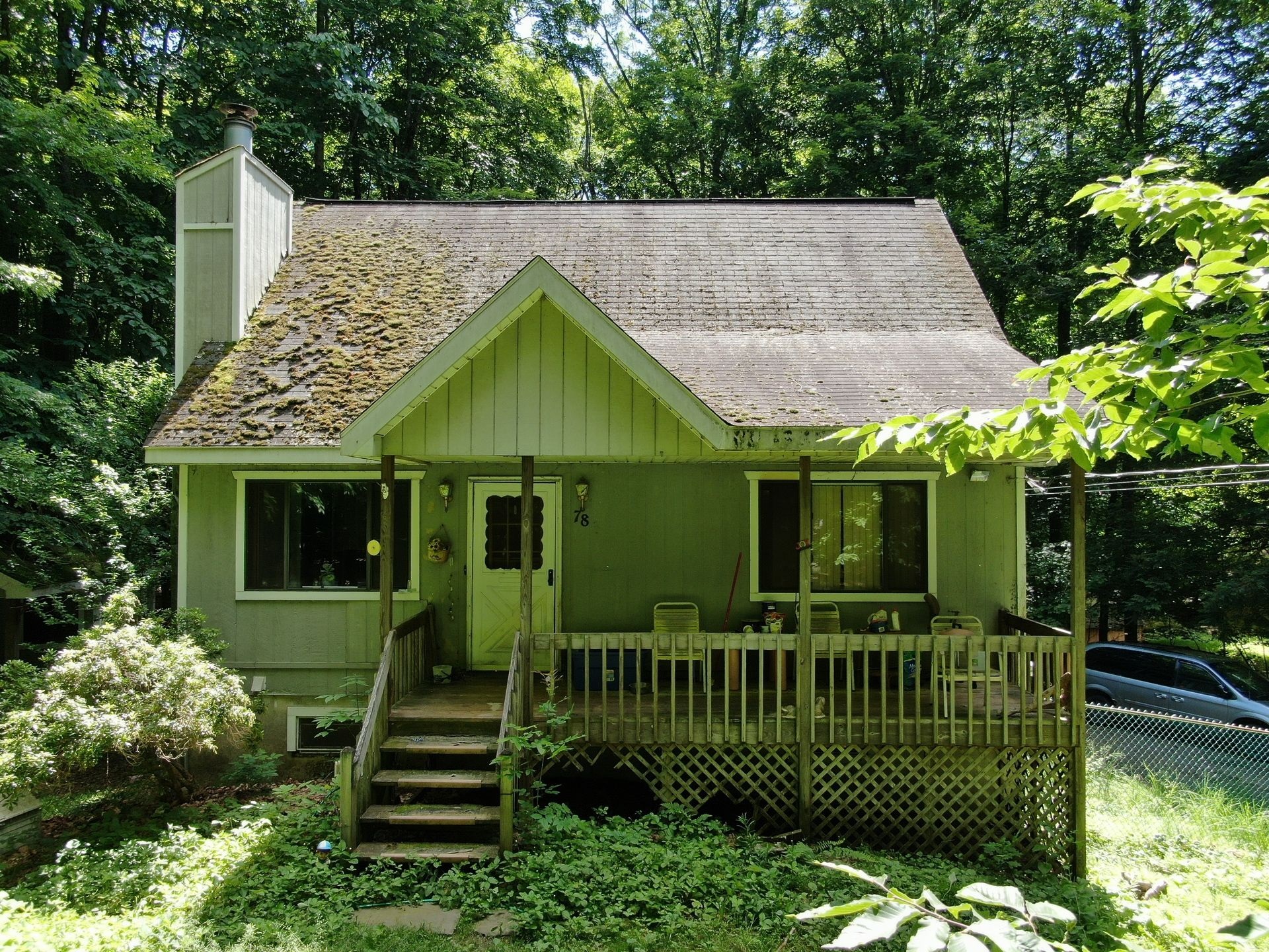 Oak Dr, Hawley, PA 18428