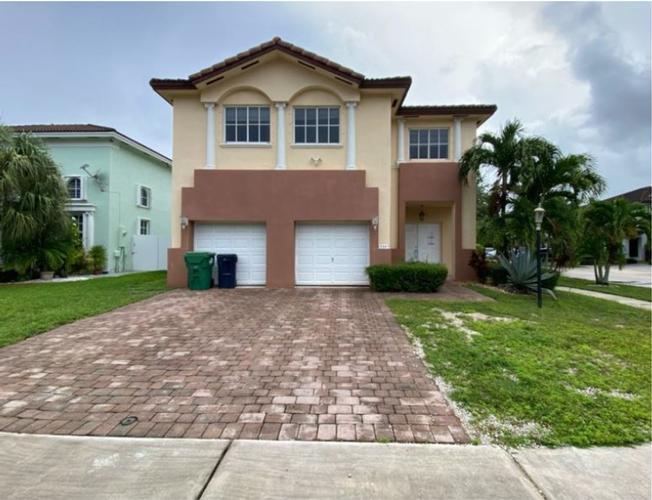 19th Way, Miami, FL 33185
