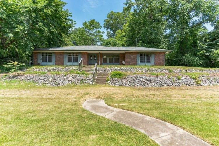 Wondell Woods Dr, Belleville, IL 62223