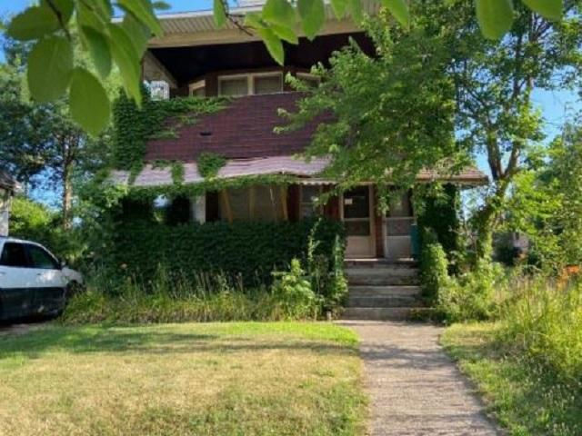 11317 HOPKINS AVE  , Cleveland, OH 44108 