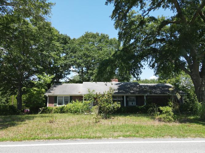 Weston St, Fountain Inn, SC 29644