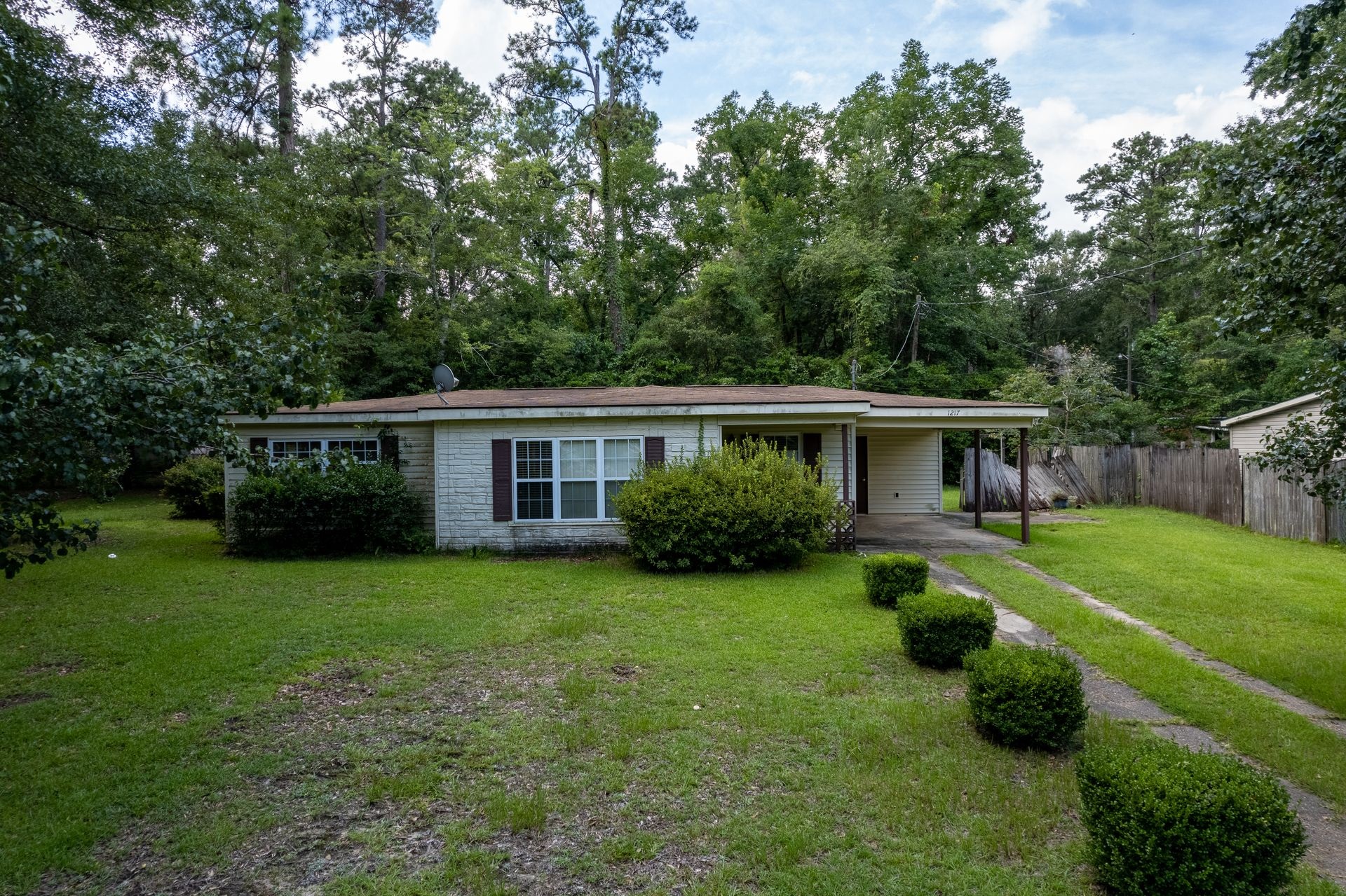 Southland Dr, Dothan, AL 36301