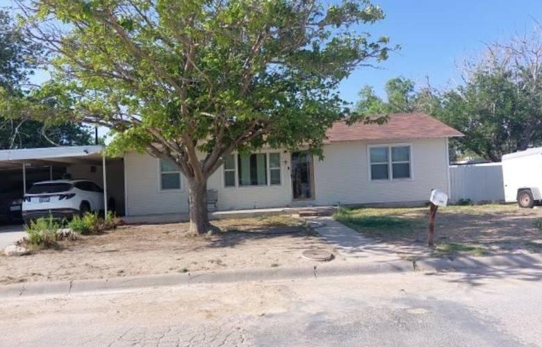 1st St, Big Lake, TX 76932