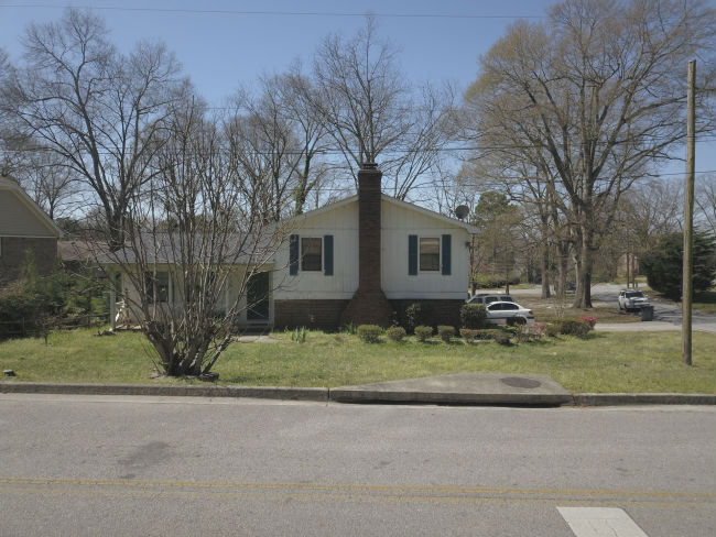 1085 LONGVIEW DR  , Gainesville, GA 30501 
