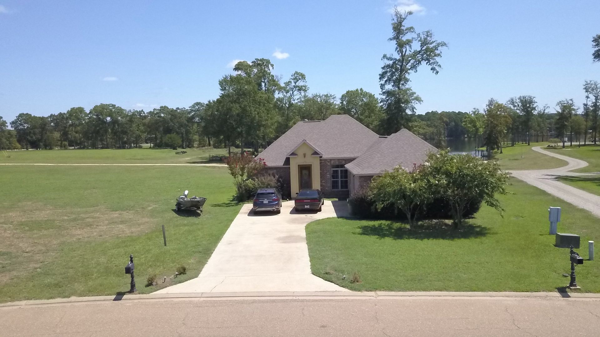 Dozier Creek Cir, Farmerville, LA 71241