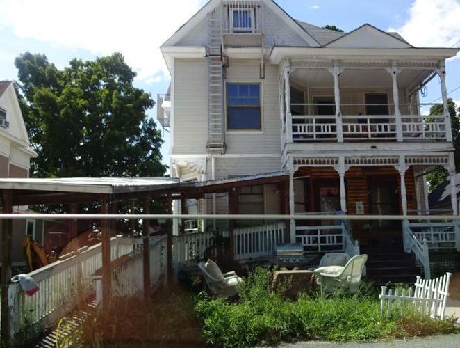 Bond St, Claremont, NH 03743