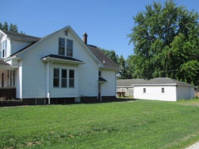 6th St, Girard, IL 62640 #1