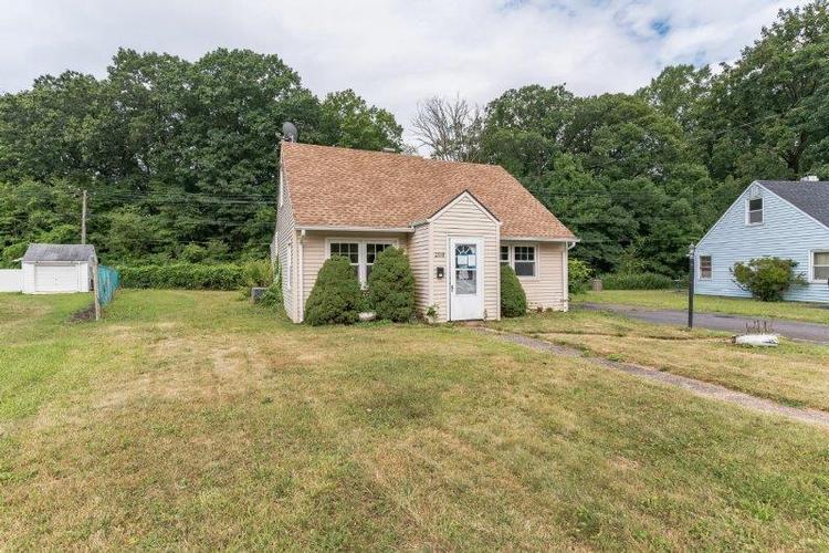 Glen Hills Rd, Meriden, CT 06451 #1