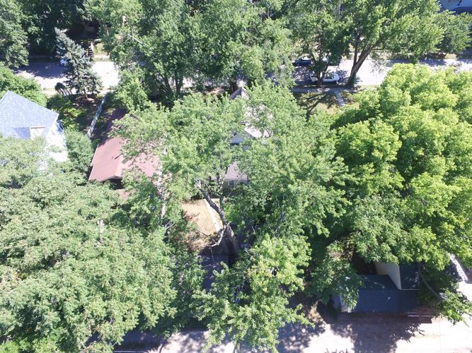 Clinton Ave, Des Moines, IA 50313 #1