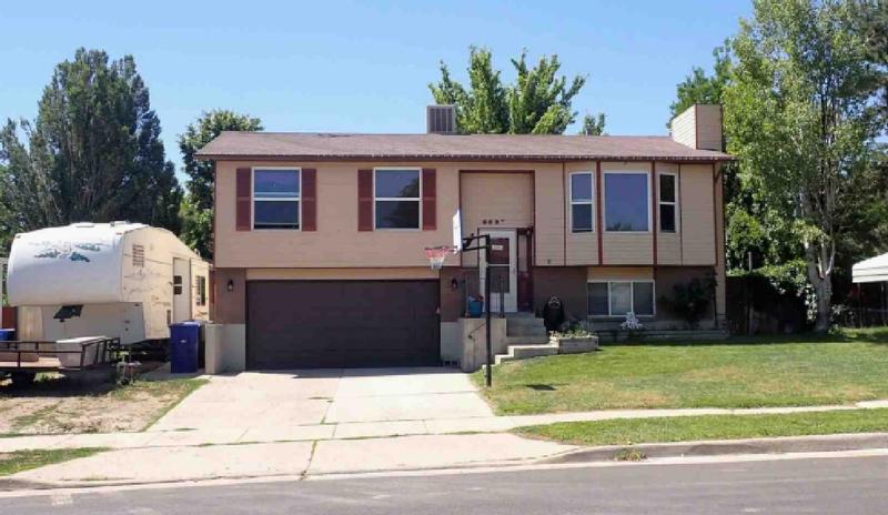 Lodestone Ave, Salt Lake City, UT 84118