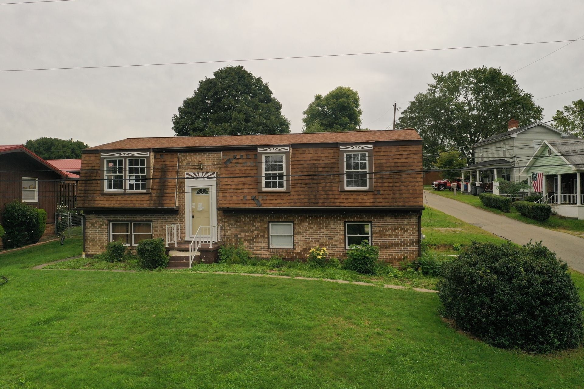 Locust St, Masontown, PA 15461
