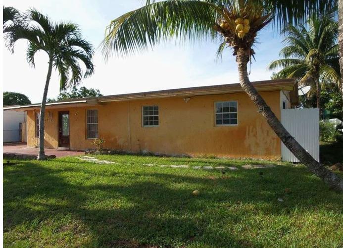 195th St, Miami Gardens, FL 33055