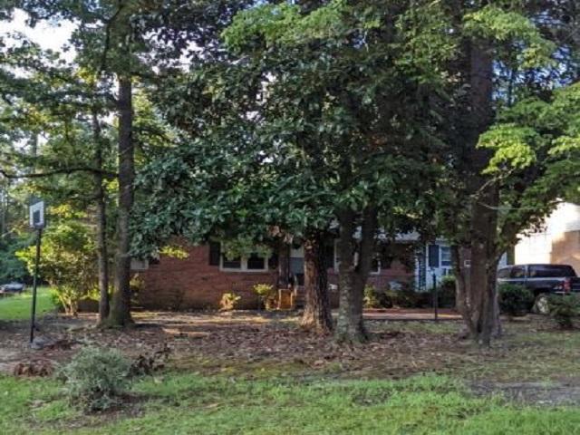 King Henry Dr, Florence, SC 29506