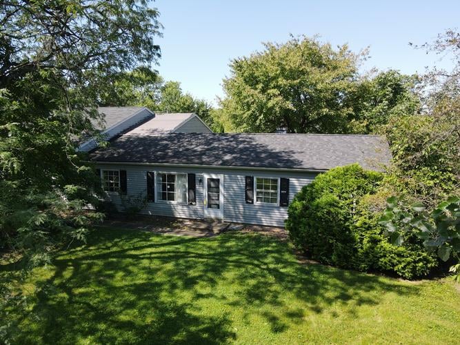 Glendale Dr, Fort Wayne, IN 46804