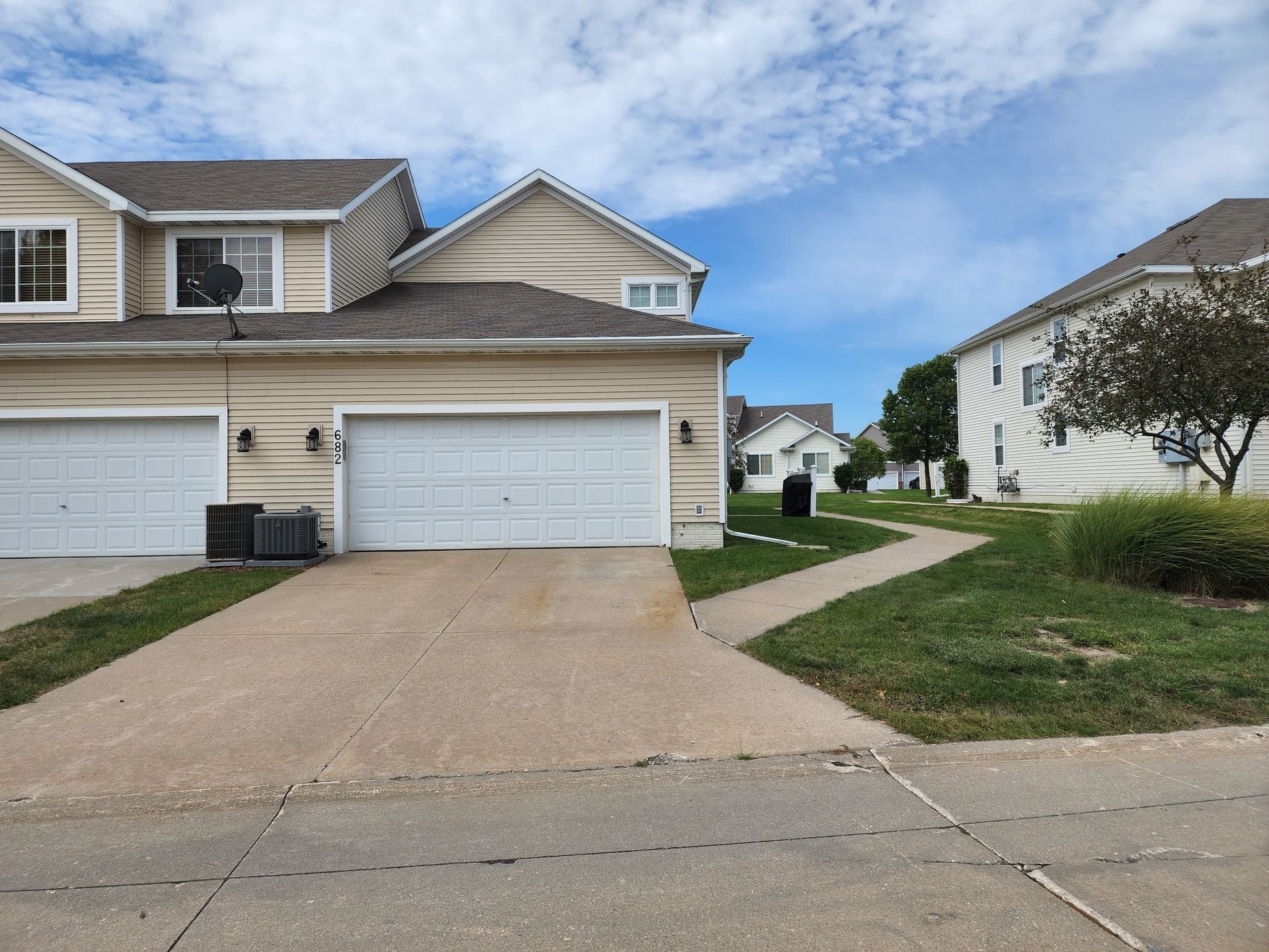 Williams Ct, Waukee, IA 50263