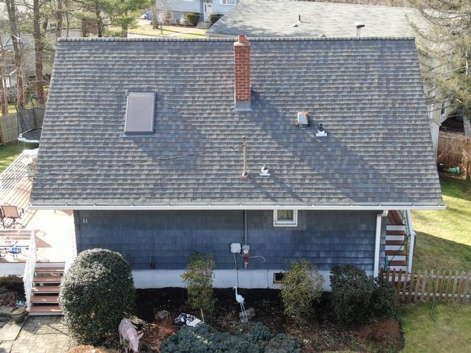 Grieb Trl, Wallingford, CT 06492