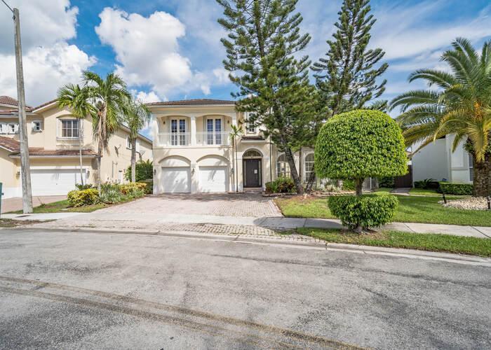 113th Ct, Doral, FL 33178