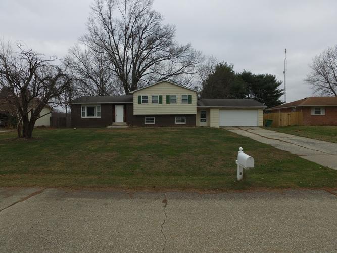 Adams Acres Ct, Granger, IN 46530 #1