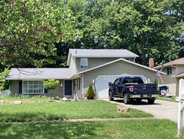 Emerald St, North Ridgeville, OH 44039