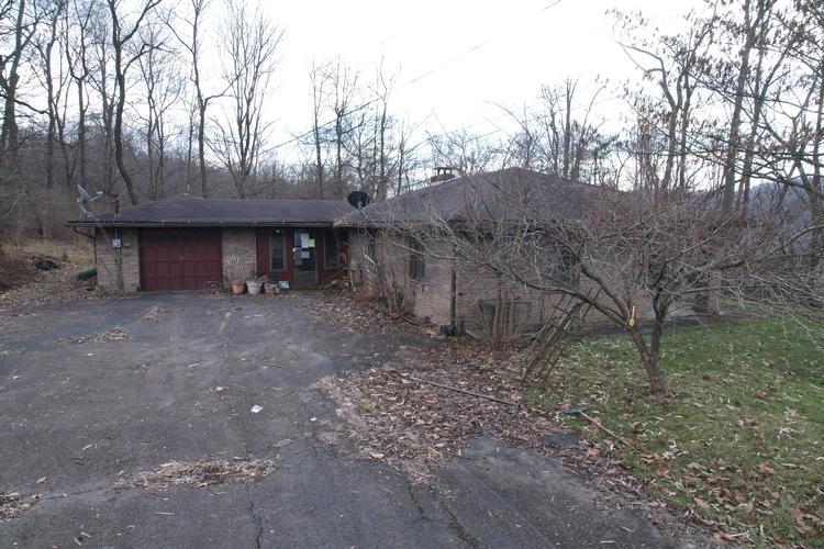 Pleasant View Dr, Vandergrift, PA 15690