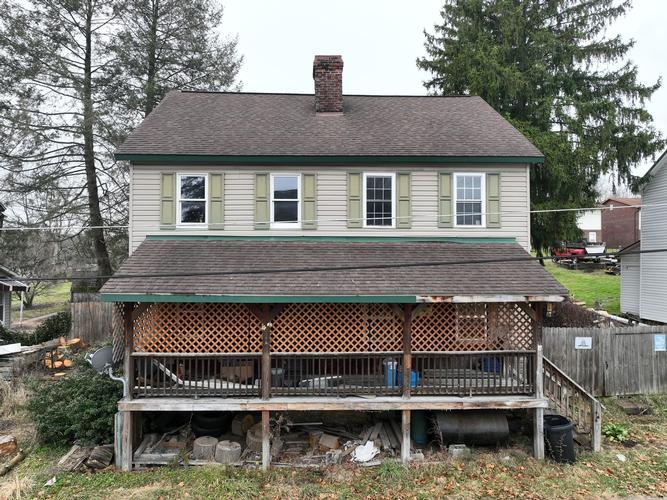High St, Mount Pleasant, PA 15666