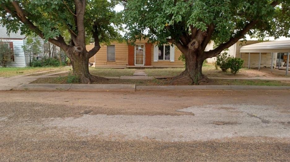 3rd St, Spur, TX 79370 #1
