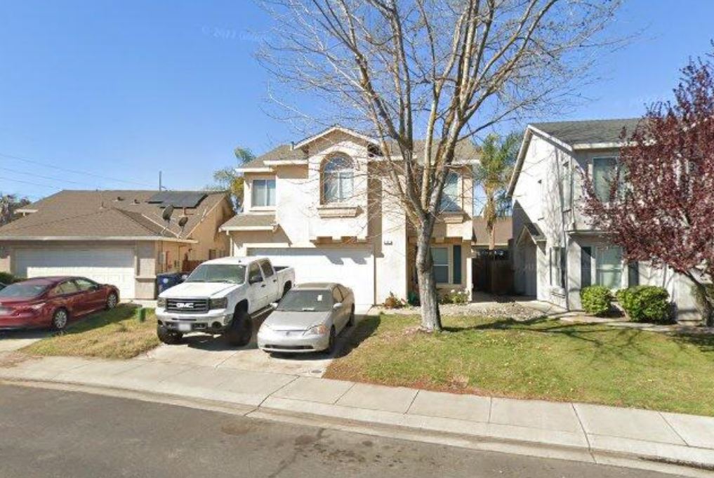 Pioneer Ave, Manteca, CA 95336