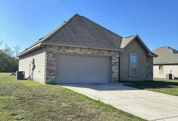 25613 PALMWOOD CT  , Denham Springs, LA 70726 